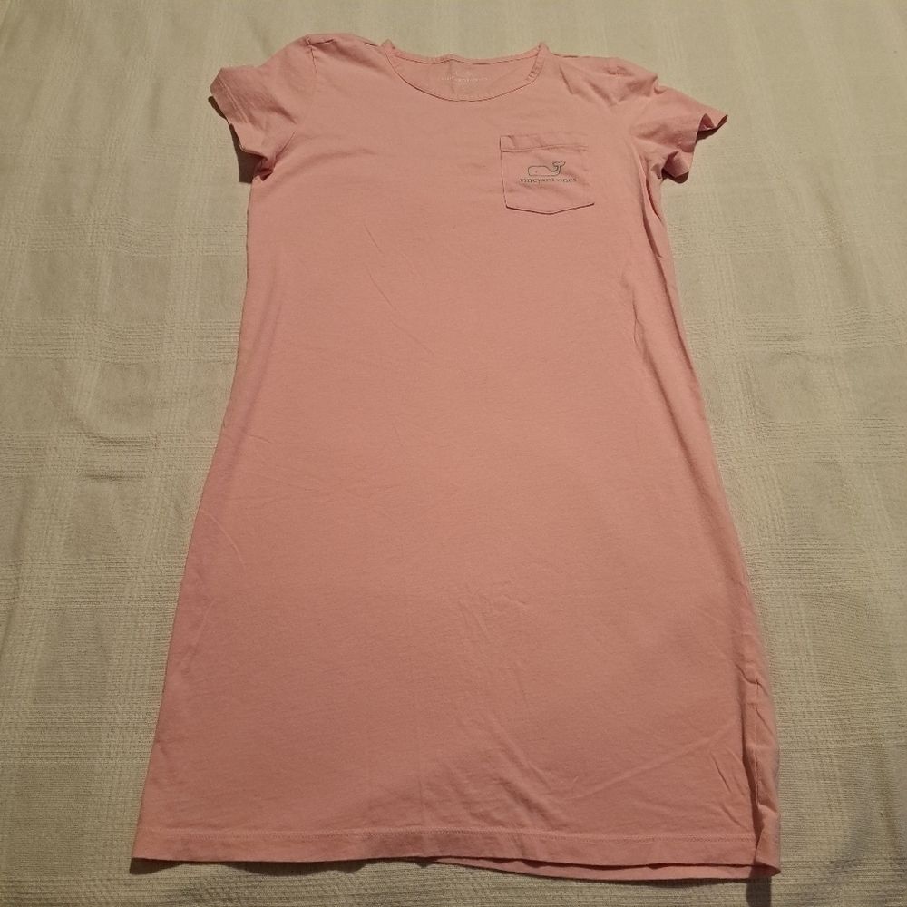 Vineyard Vines girls size Large or 14 pink tshirt dress, work for swim cover up